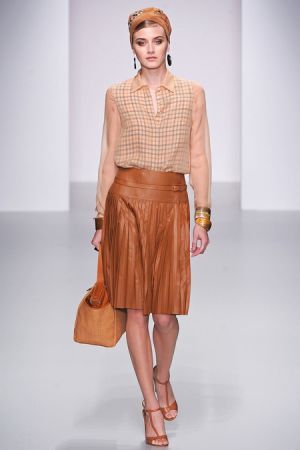 Daks Spring 2014 RTW Collection